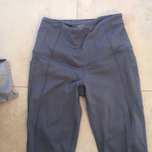 Grey Victoria’s Secret Knockout Leggings